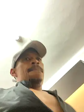 fitsexyman online show from 10-10-25, 01:32