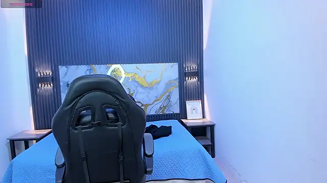 SantiagoRusso18 online show from 03-03-26, 07:09