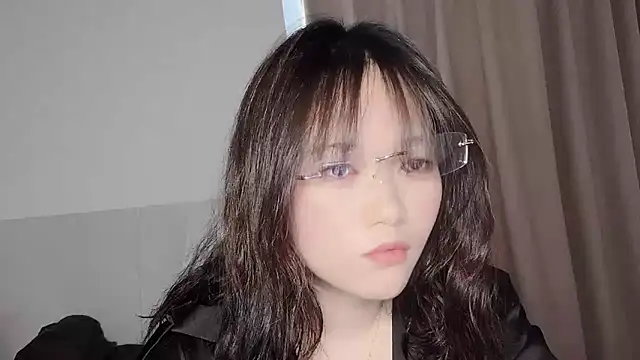 Snapshot of Xoxo-258 chatting on 10-10-25, 12:42 Xoxo-258 online show from 10-10-25, 12:42