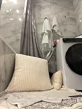 Snapshot of Kitty_Kisss chatting on 12-03-25, 11:14 Kitty Kisss online show from 12-03-25, 11:14