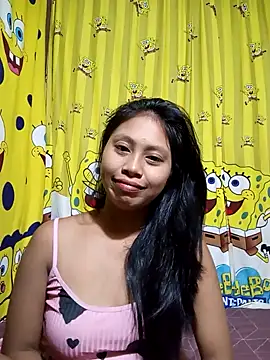 Snapshot of UrSweetAsianLady_02 chatting on 10-14-25, 05:14 UrSweetAsianLady 02 online show from 10-14-25, 05:14