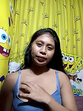 Snapshot of UrSweetAsianLady_02 chatting on 10-19-25, 12:17 UrSweetAsianLady 02 online show from 10-19-25, 12:17