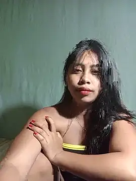 Snapshot of UrSweetAsianLady_02 chatting on 06-18-26, 12:20 UrSweetAsianLady 02 online show from 06-18-26, 12:20