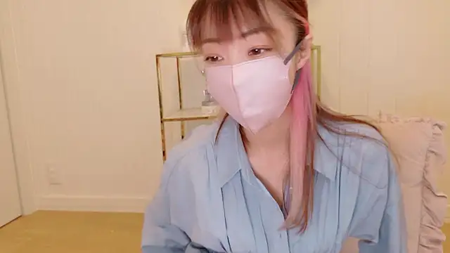 SUZU 1201 online show from 10-18-25, 12:02