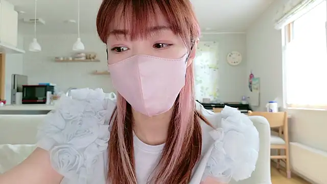 Snapshot of SUZU_1201 chatting on 05-15-26, 12:39 SUZU 1201 online show from 05-15-26, 12:39