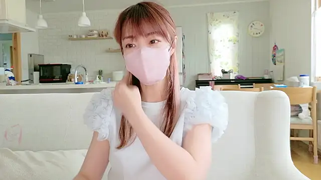 Snapshot of SUZU_1201 chatting on 05-26-26, 12:17 SUZU 1201 online show from 05-26-26, 12:17