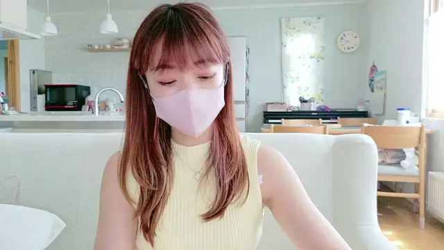 Snapshot of SUZU_1201 chatting on 05-28-26, 12:41 SUZU 1201 online show from 05-28-26, 12:41