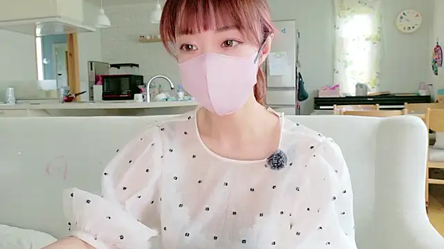 Snapshot of SUZU_1201 chatting on 07-06-26, 12:51 SUZU 1201 online show from 07-06-26, 12:51