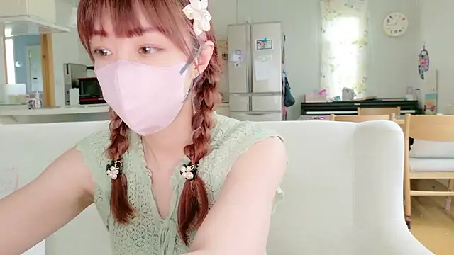 Snapshot of SUZU_1201 chatting on 07-13-26, 03:42 SUZU 1201 online show from 07-13-26, 03:42