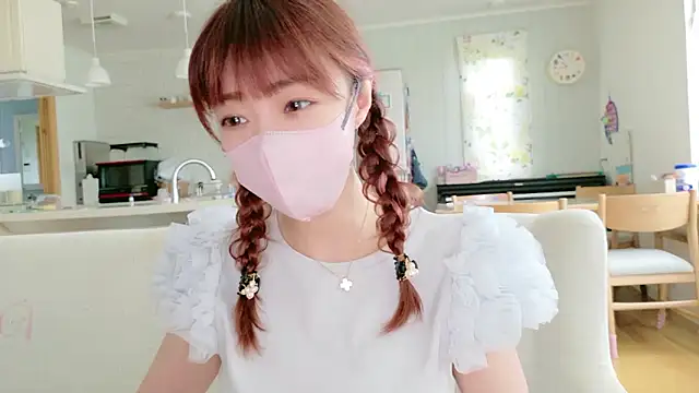 Snapshot of SUZU_1201 chatting on 07-20-26, 01:42 SUZU 1201 online show from 07-20-26, 01:42