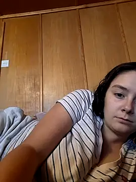 YoungLiisaxx online show from 09-27-25, 11:37