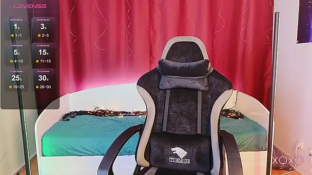 Milly  Foxy online show from 10-26-25, 01:50