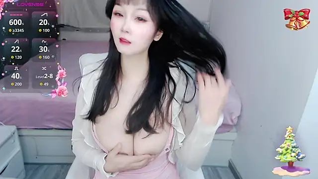 Snapshot of Luer_Luer chatting on 01-13-26, 11:54 Luer Luer online show from 01-13-26, 11:54