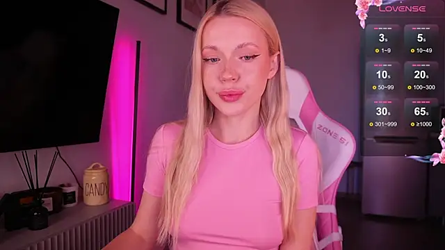 Snapshot of baby_bon chatting on 11-03-25, 03:41 baby bon online show from 11-03-25, 03:41