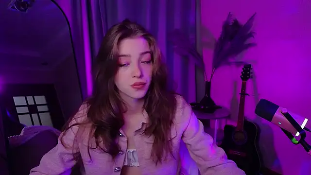 AstraMist online show from 09-22-25, 01:24