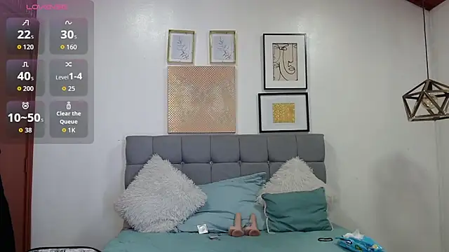  naomi s online show from 12-02-25, 02:01