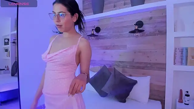 desireee  online show from 02-19-26, 07:21