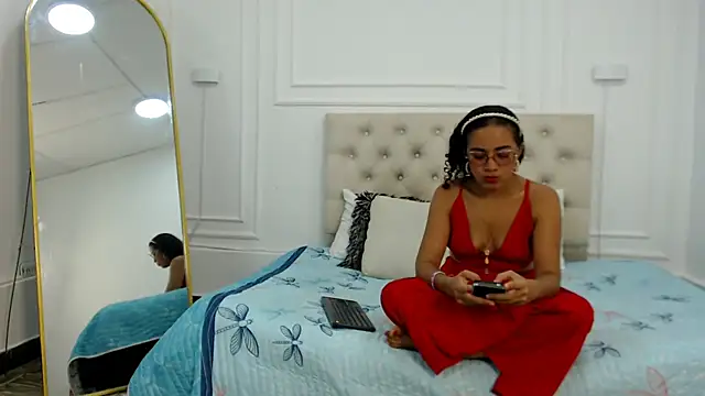 charlotte dante212 online show from 10-10-25, 04:33