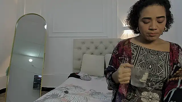 charlotte dante212 online show from 02-11-26, 03:55