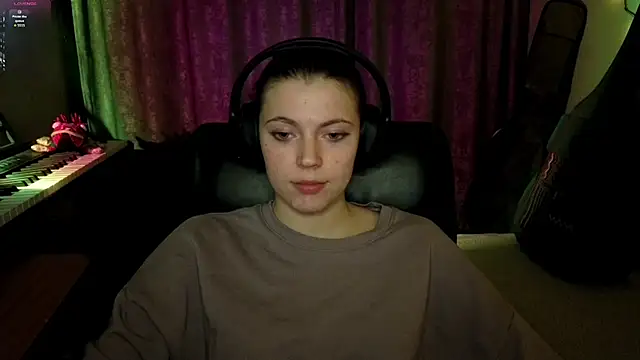 CutieAnny online show from 04-02-26, 09:01