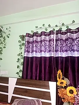 Snapshot of V-Hot-Sweti chatting on 09-17-25, 03:30 V-Hot-Sweti online show from 09-17-25, 03:30