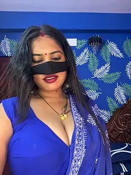 Snapshot of V-Hot-Sweti chatting on 11-05-25, 09:31 V-Hot-Sweti online show from 11-05-25, 09:31