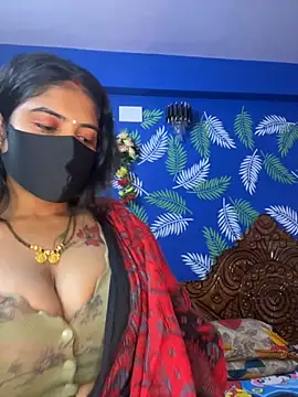 Snapshot of V-Hot-Sweti chatting on 11-10-25, 11:20 V-Hot-Sweti online show from 11-10-25, 11:20