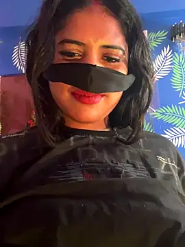 Snapshot of V-Hot-Sweti chatting on 11-12-25, 05:19 V-Hot-Sweti online show from 11-12-25, 05:19