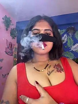 Snapshot of V-Hot-Sweti chatting on 12-15-25, 07:34 V-Hot-Sweti online show from 12-15-25, 07:34