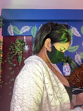 Snapshot of V-Hot-Sweti chatting on 12-16-25, 03:44 V-Hot-Sweti online show from 12-16-25, 03:44