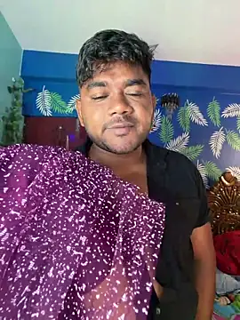 Snapshot of V-Hot-Sweti chatting on 06-19-26, 08:01 V-Hot-Sweti online show from 06-19-26, 08:01