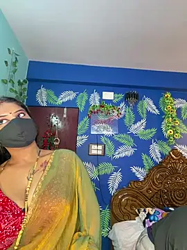 Snapshot of V-Hot-Sweti chatting on 07-11-26, 05:26 V-Hot-Sweti online show from 07-11-26, 05:26