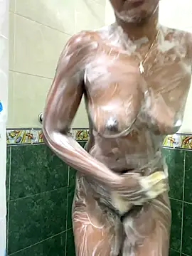 zaracollins01 online show from 10-11-25, 03:21