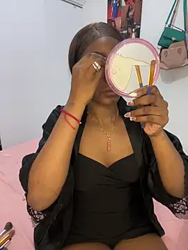 zaracollins01 online show from 02-17-26, 09:32