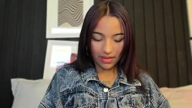 Manelyk evanss  online show from 12-03-25, 10:57