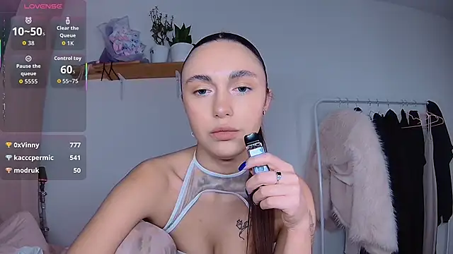 Leri Star online show from 11-30-25, 07:40