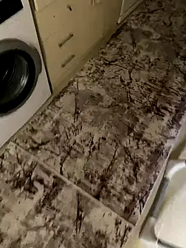 banuemre28 online show from 10-11-25, 07:07