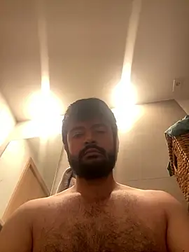 Snapshot of Agusmini chatting on 01-10-26, 11:31 Agusmini online show from 01-10-26, 11:31