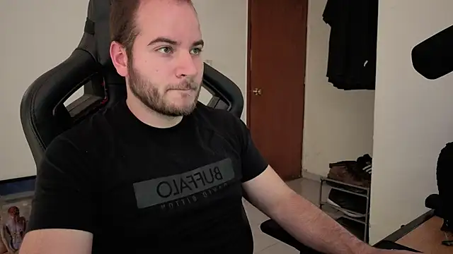 Paul00474 online show from 11-05-25, 10:21