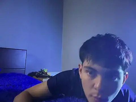 Snapshot of ivy_xo chatting on 09-13-25, 04:56 ivy xo online show from 09-13-25, 04:56