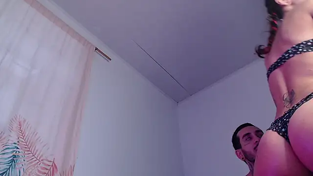 Snapshot of Tyler2y_luna chatting on 10-09-25, 05:44 Tyler2y luna online show from 10-09-25, 05:44