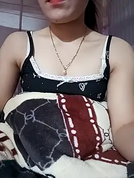 LucyyLy online show from 12-16-25, 05:56