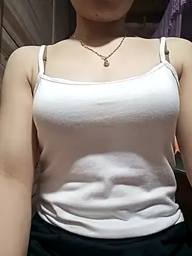 LucyyLy online show from 04-16-26, 12:39