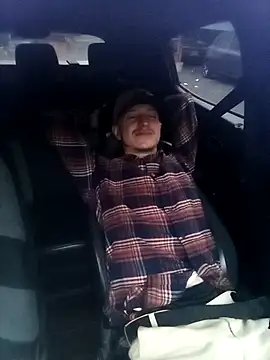 Snapshot of DebutingPathway chatting on 02-15-26, 11:30 DebutingPathway online show from 02-15-26, 11:30