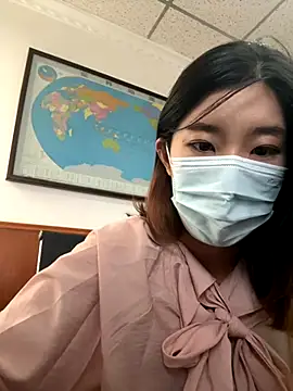 Snapshot of Lulu125216 chatting on 09-17-25, 05:20 Lulu125216 online show from 09-17-25, 05:20