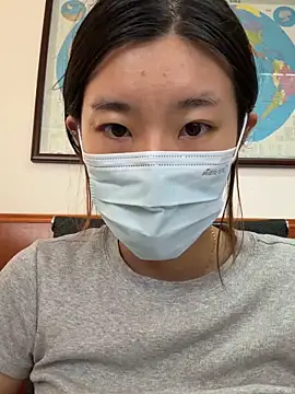 Snapshot of Lulu125216 chatting on 09-30-25, 04:28 Lulu125216 online show from 09-30-25, 04:28