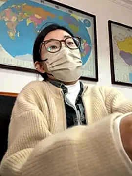 Snapshot of Lulu125216 chatting on 10-20-25, 05:30 Lulu125216 online show from 10-20-25, 05:30