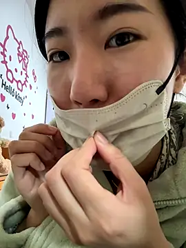 Snapshot of Lulu125216 chatting on 10-22-25, 05:13 Lulu125216 online show from 10-22-25, 05:13