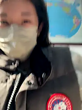 Snapshot of Lulu125216 chatting on 10-29-25, 04:59 Lulu125216 online show from 10-29-25, 04:59