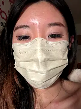 Snapshot of Lulu125216 chatting on 11-20-25, 05:23 Lulu125216 online show from 11-20-25, 05:23